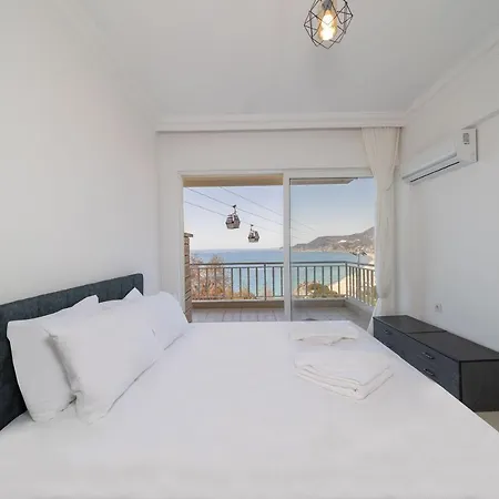 Lovely Flat With Sea And Nature View In Апартаменты